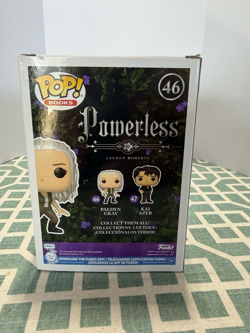 Funko Pop! Books: Powerless Trilogy - Paedyn Gray #46 Vinyl Figure - Picture 3 of 6